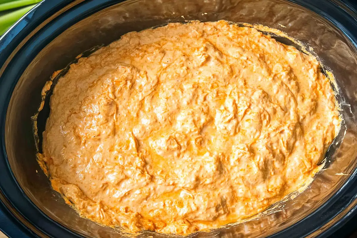 Crockpot Buffalo Chicken Dip Recipe